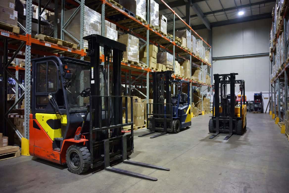 Оценка складской техники: что важнее — наработка или реальное состояние